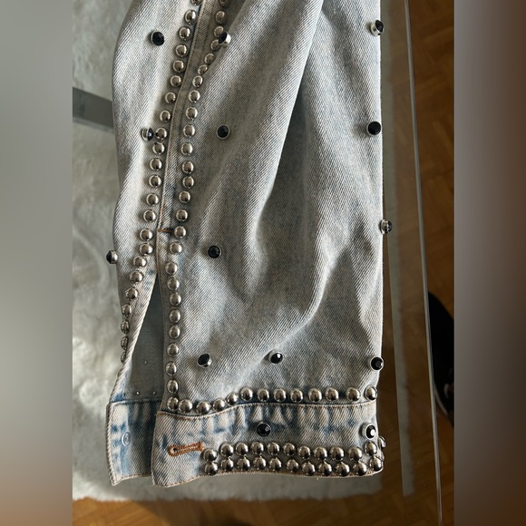 Fashion Nova, really cool, 80’s inspired bedazzled jean jacket, new with tags - Picture 6 of 6